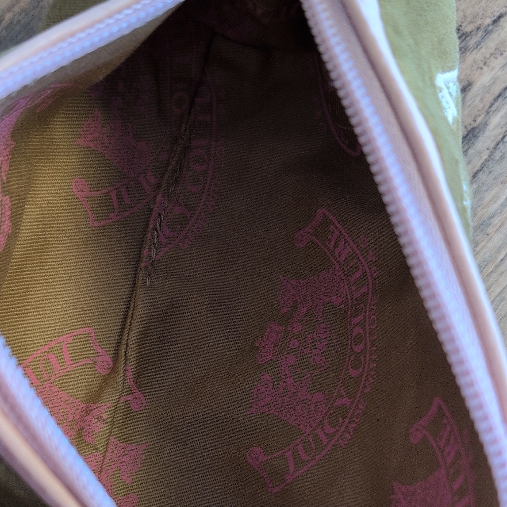 Juicy Couture Olive Velvet Velour Pink Trim Barrel Bag Clutch M550 - Picture 6 of 10
